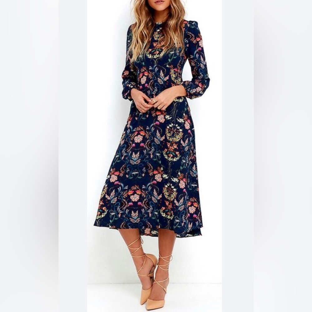 Women's Lulu's I. Madeline Garden Splendor Dark Floral Print Dress. Size Small.
